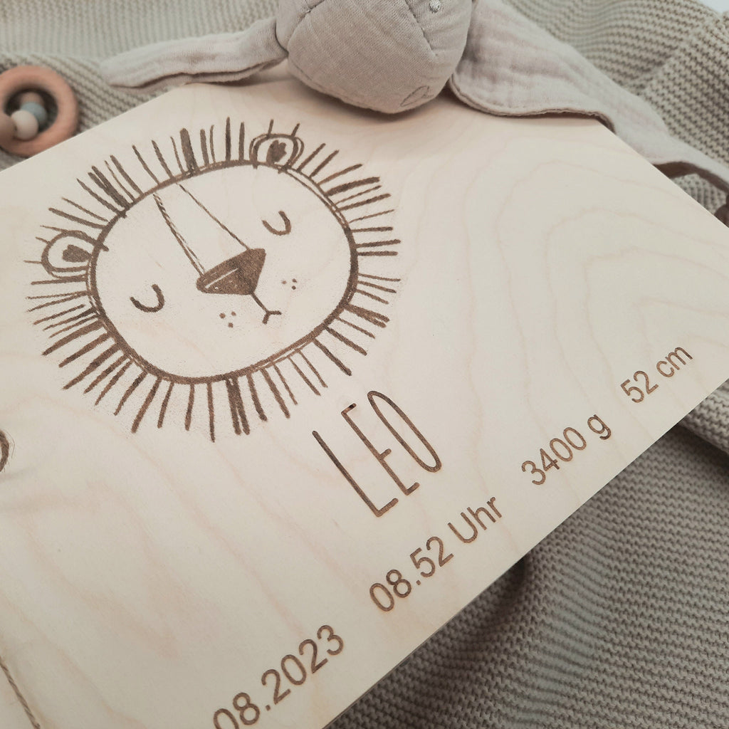 Personalisierte Erinnerungsbox Kleiner Löwe
