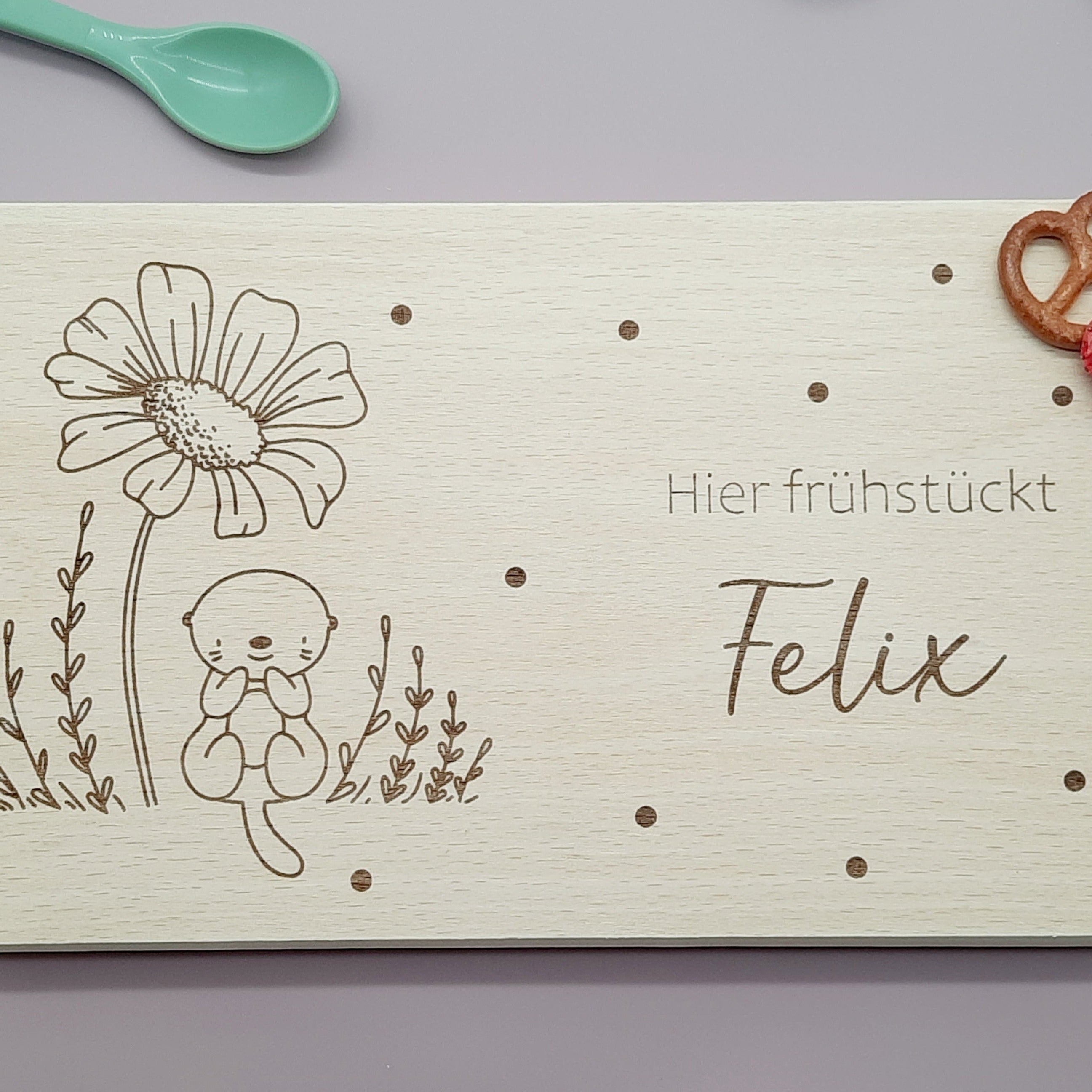 Frühstücksbrettchen Otter mit Namen
