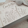 Personalisierte Erinnerungsbox Wildblumen