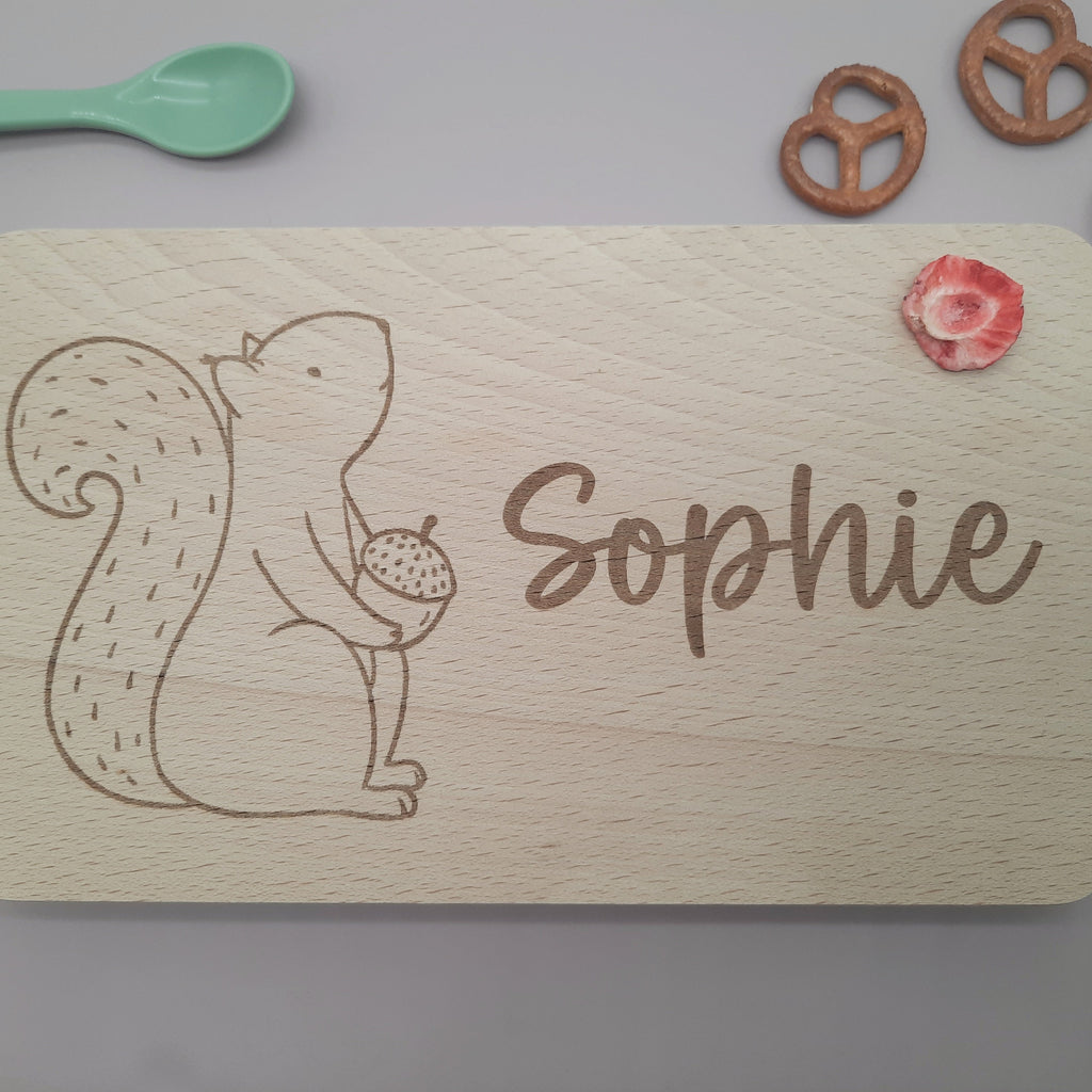 Frühstücksbrettchen Eichhörnchen mit Namen