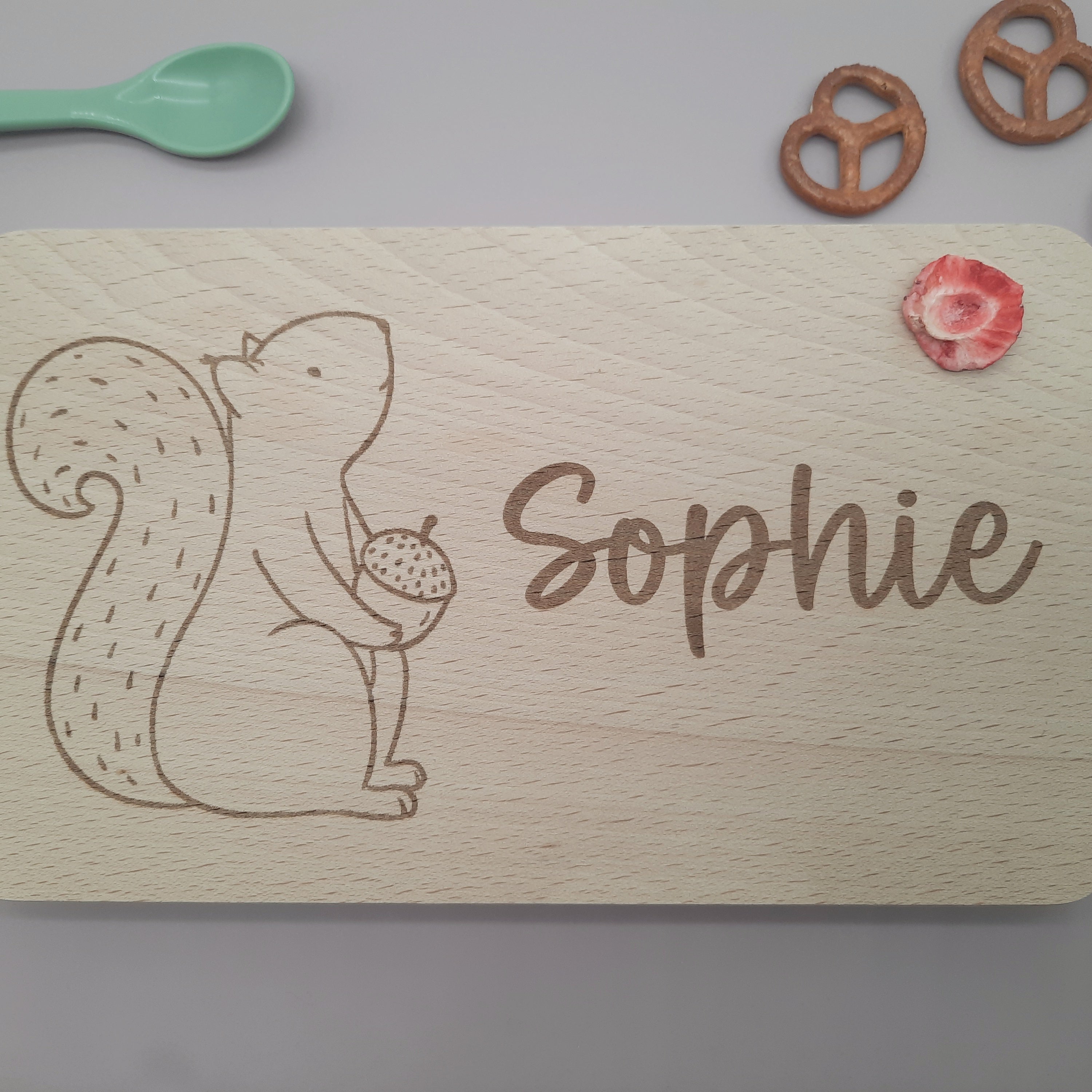 Frühstücksbrettchen Eichhörnchen mit Namen