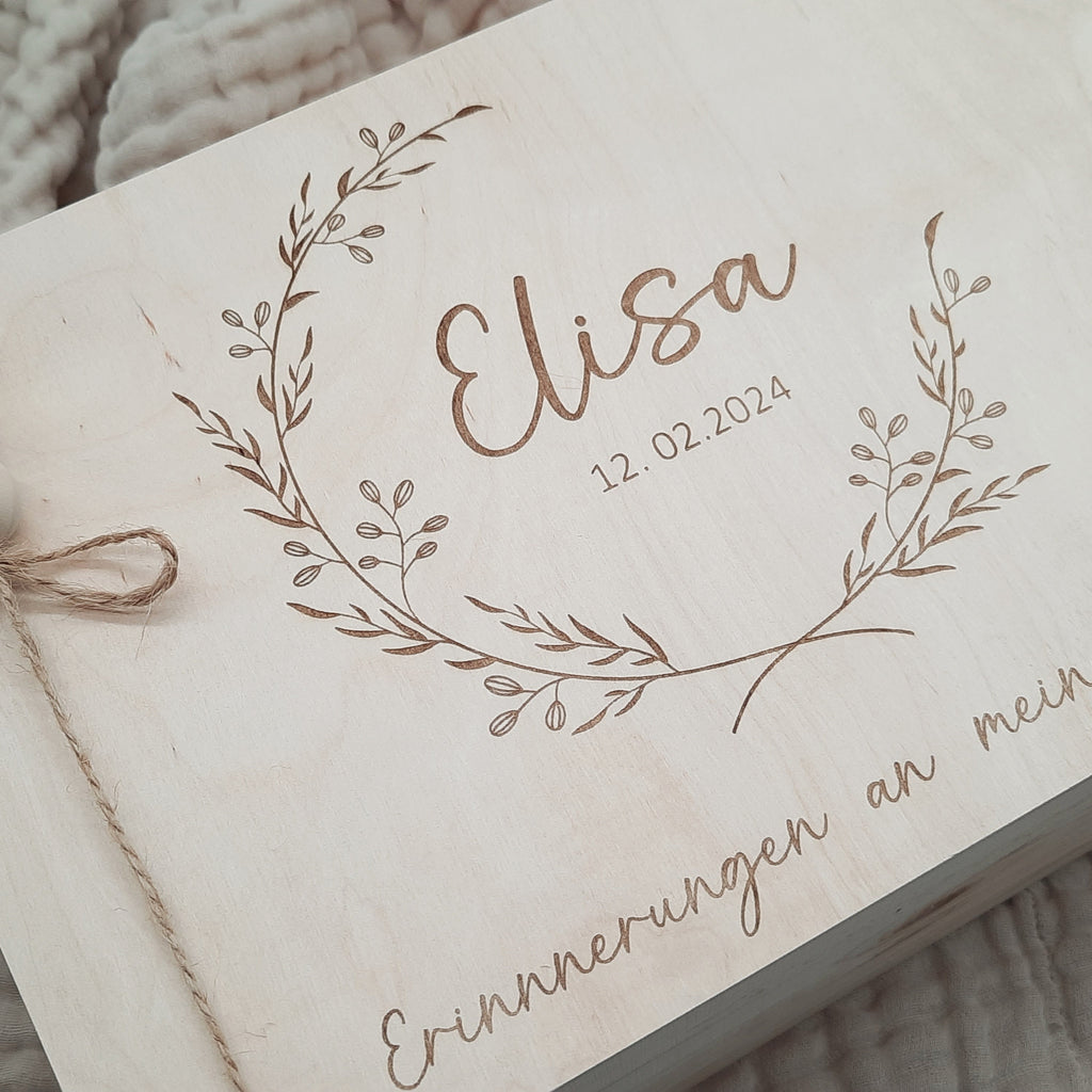 Personalisierte Erinnerungsbox Olivenkranz und Spruch nach Wahl