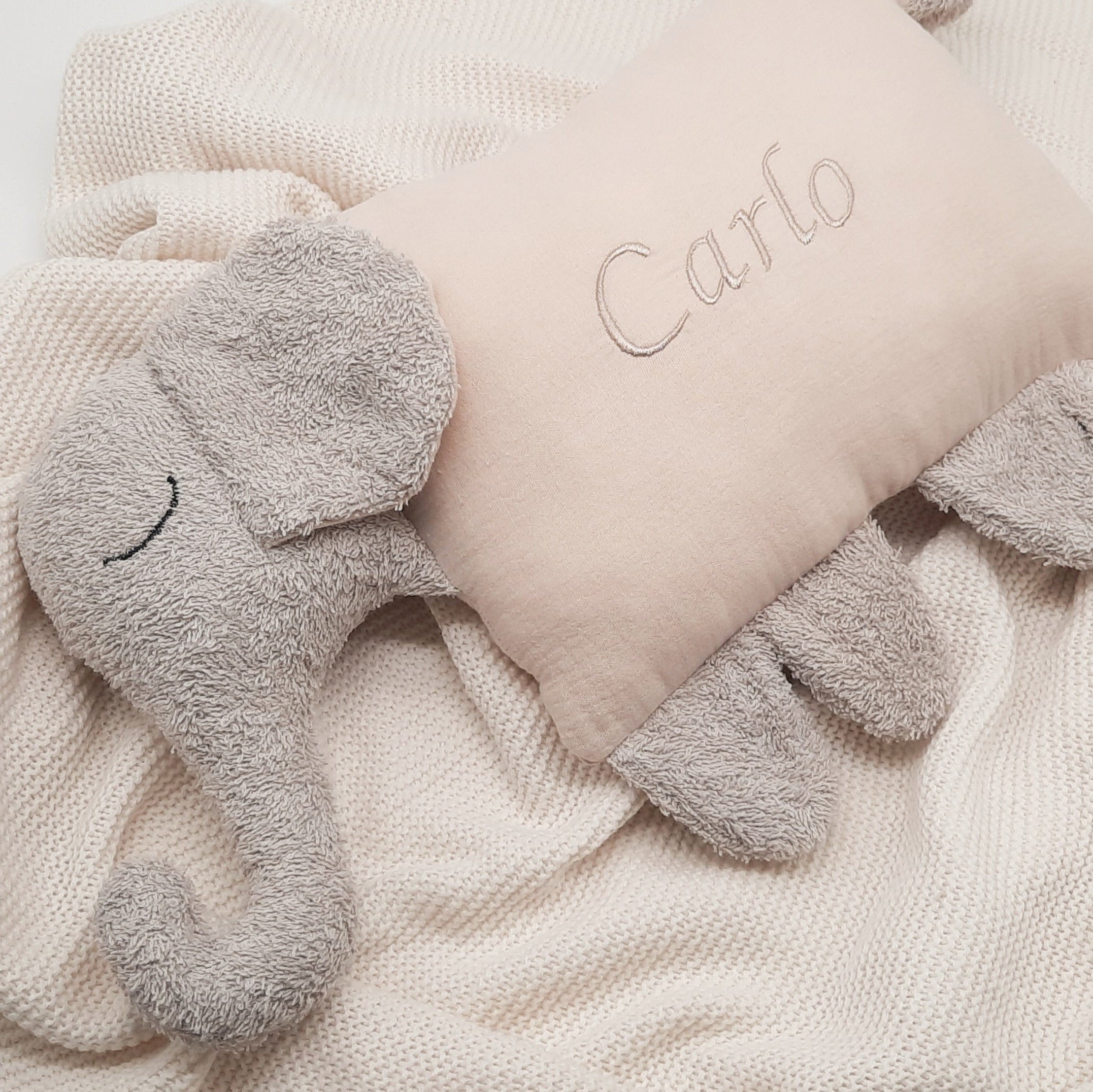 Kuschelkissen Kleiner Elefant mit Frottee und Musselin in Wunschfarbe
