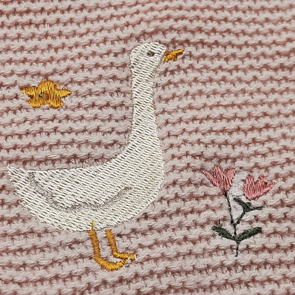 Babydecke Strick in Wunschfarbe mit kleiner Gans