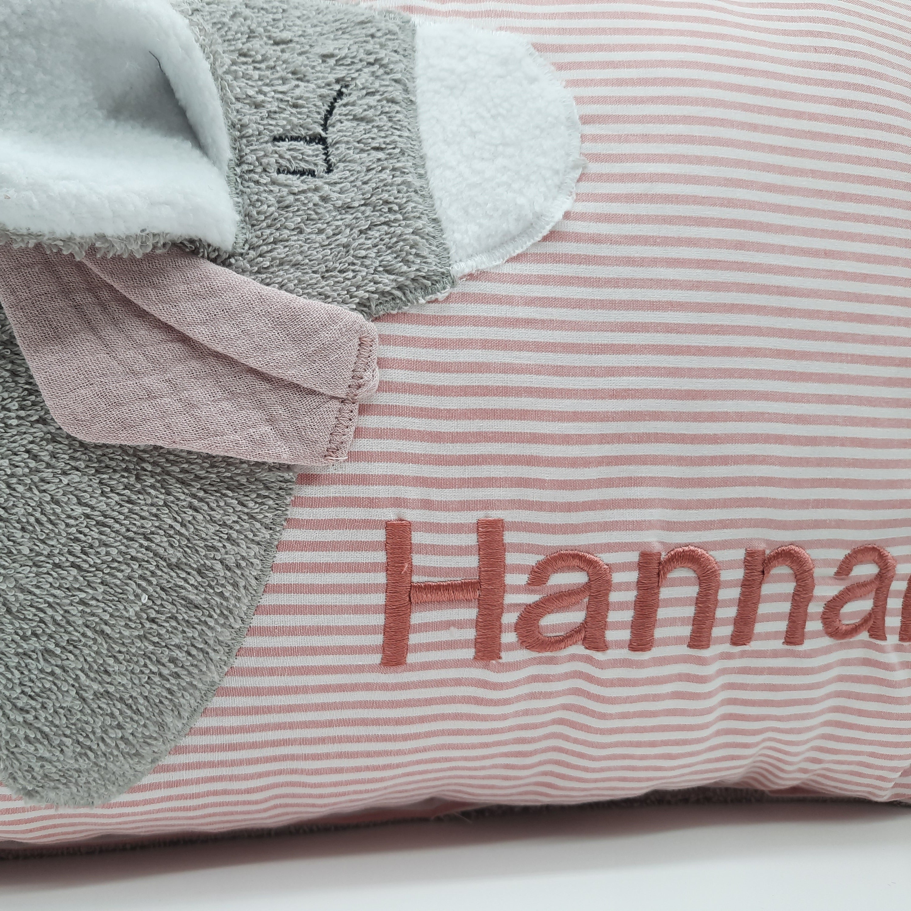Kuschelkissen mit Namen rosa gestreift Eselchen