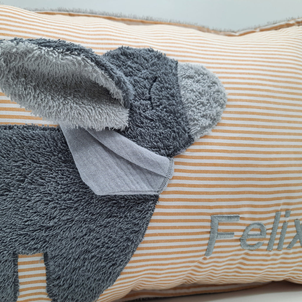 Kuschelkissen mit Namen senfgelb gestreift Eselchen