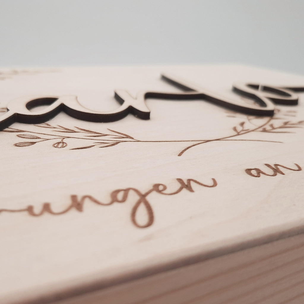 Personalisierte Erinnerungsbox Olivenkranz 3D Name und Spruch nach Wahl