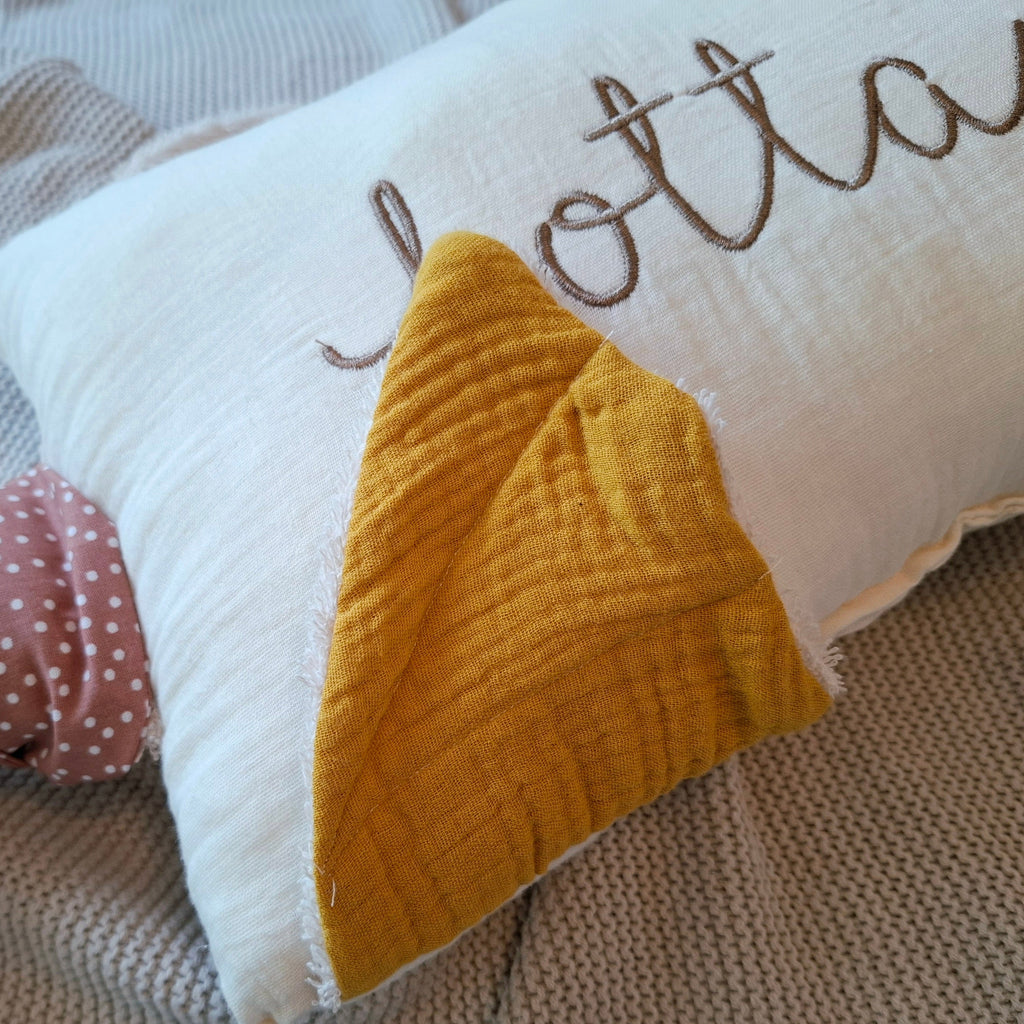 Kuschelkissen Kleine Gans mit Frottee und Musselin in taupe oder sand