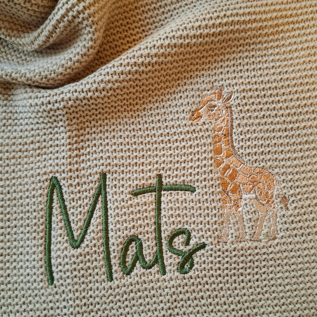 Babydecke Strick in Wunschfarbe mit Giraffe