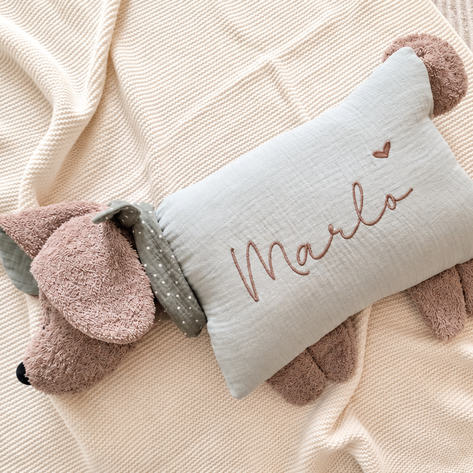 Kuschelkissen Kleiner Hund Schlappohr mit Halstuch in taupe dunkel mit Musselin in Wunschfarbe