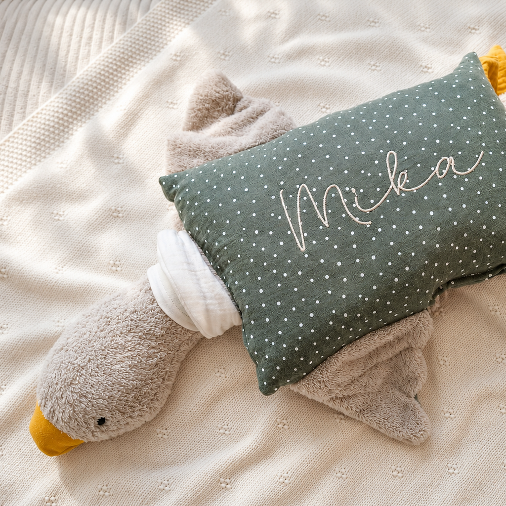 Kuschelkissen Kleine Gans mit Frottee in taupe mit Musselin in Wunschfarbe