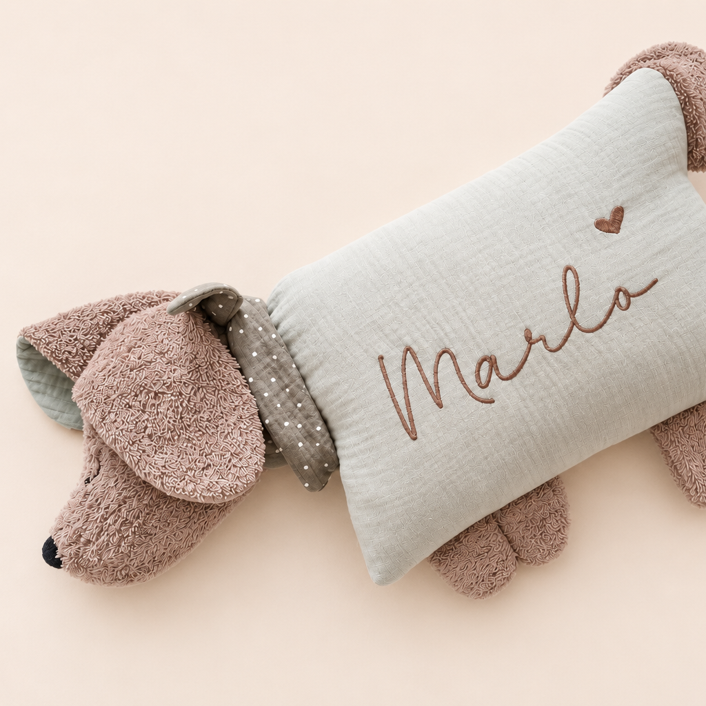 Kuschelkissen Kleiner Hund Schlappohr mit Halstuch in taupe dunkel mit Musselin in Wunschfarbe