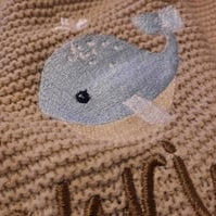 Babydecke Strick in Wunschfarbe mit Wal