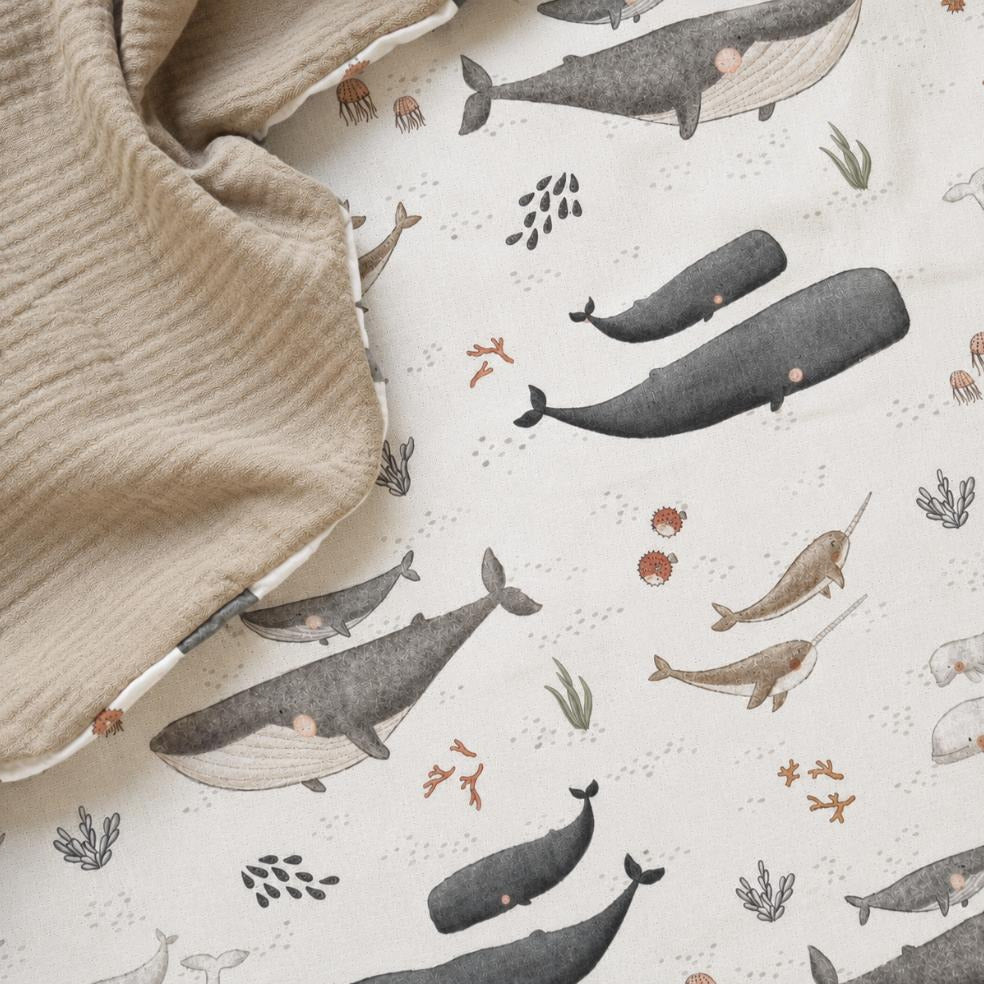Babydecke Musselin Wal personalisierbar